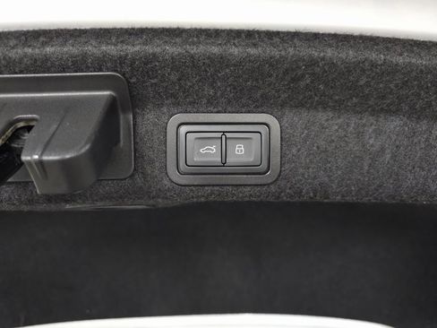 Used 2021 Audi A6 Premium Plus w/ Premium Plus Package image 7