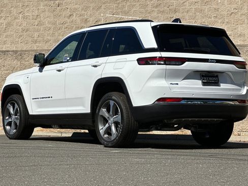 New 2024 Jeep Grand Cherokee Limited 4xe AWD/4WD image 5