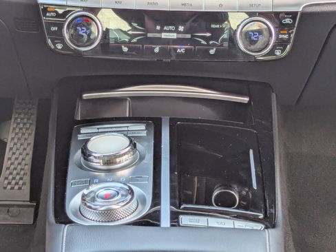 Used 2023 Genesis G80 2.5T image 20
