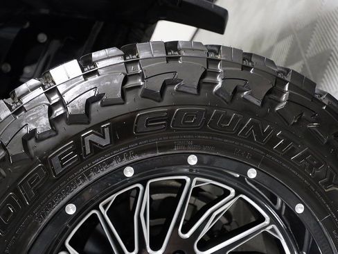 Used 2024 RAM 2500 Limited image 46