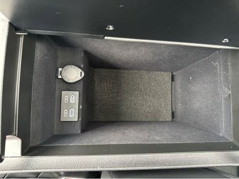 Certified 2025 Lexus ES 300h w/ Premium Package image 30