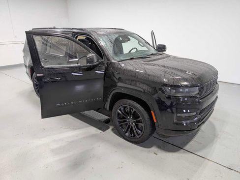Used 2023 Jeep Grand Wagoneer Series II image 18
