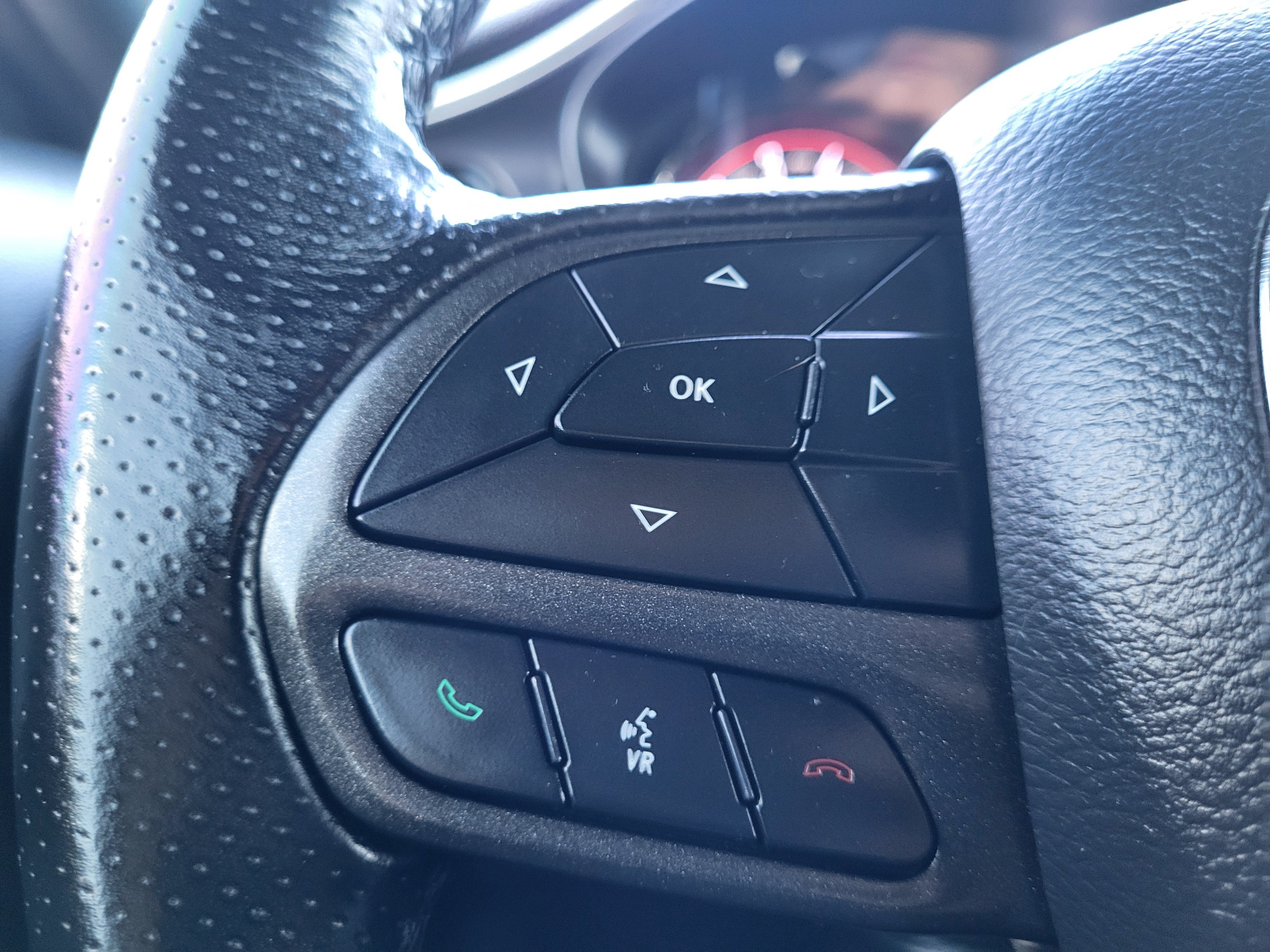 Used 2021 Dodge Challenger SXT RWD image 28