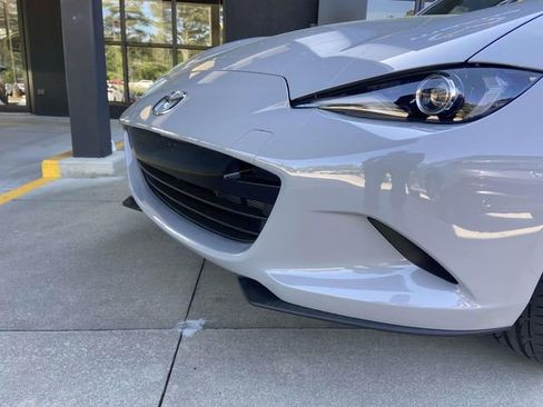 New 2026 MAZDA MX-5 Miata RF Grand Touring RWD image 5