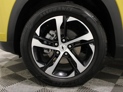 Used 2024 Chevrolet Trax RS w/ Driver Confidence Package FWD image 35