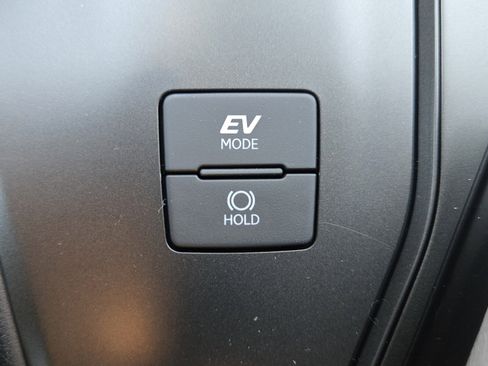 New 2026 Lexus UX 300h FWD image 25