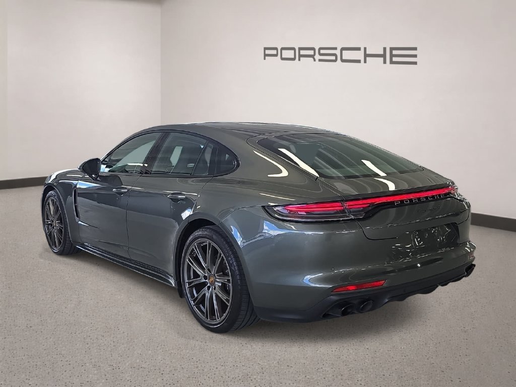 Certified 2023 Porsche Panamera image 3