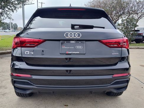 Certified 2025 Audi Q3 2.0T Premium w/ Convenience Package image 7