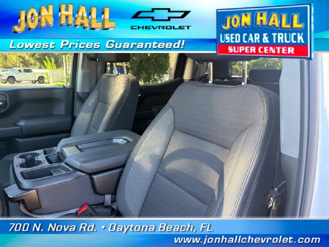 Used 2024 Chevrolet Silverado 1500 Custom Trail Boss w/ Turbomax Blackout Package AWD/4WD image 16