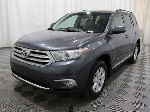 Used 2012 Toyota Highlander SE image 37