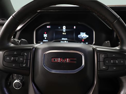 Used 2024 GMC Sierra 1500 AT4 w/ AT4 Premium Package AWD/4WD image 13