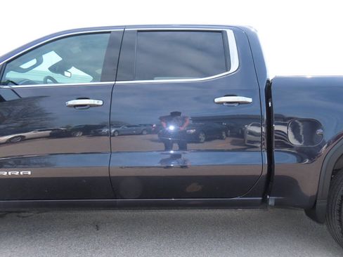 Used 2025 GMC Sierra 1500 SLT AWD/4WD image 28