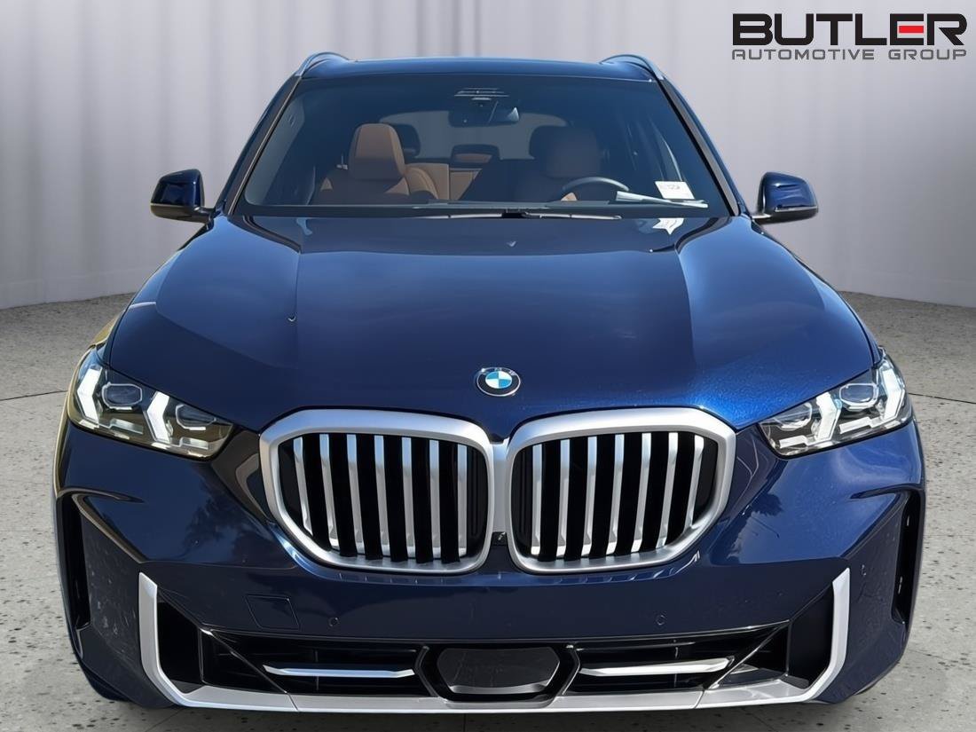 Used 2024 BMW X5 sDrive40i w/ Premium Package RWD image 9