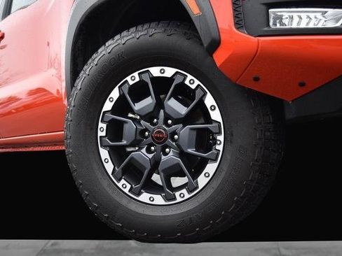 Certified 2025 Nissan Frontier PRO-4X w/ Pro Premium Package image 3