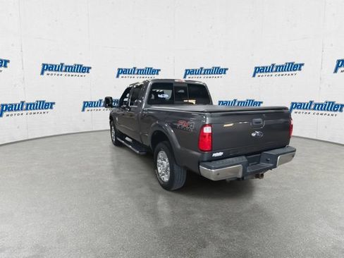 Used 2016 Ford F250 Lariat w/ Lariat Ultimate Package AWD/4WD image 9