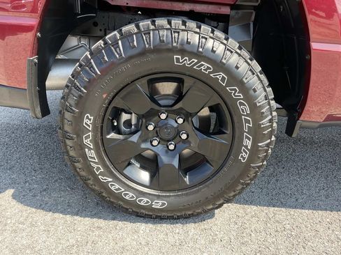 Used 2025 RAM 1500 Warlock AWD/4WD image 22