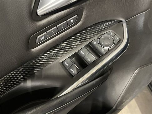 Used 2022 Cadillac XT4 Sport w/ LPO, Floor Liner Package image 19