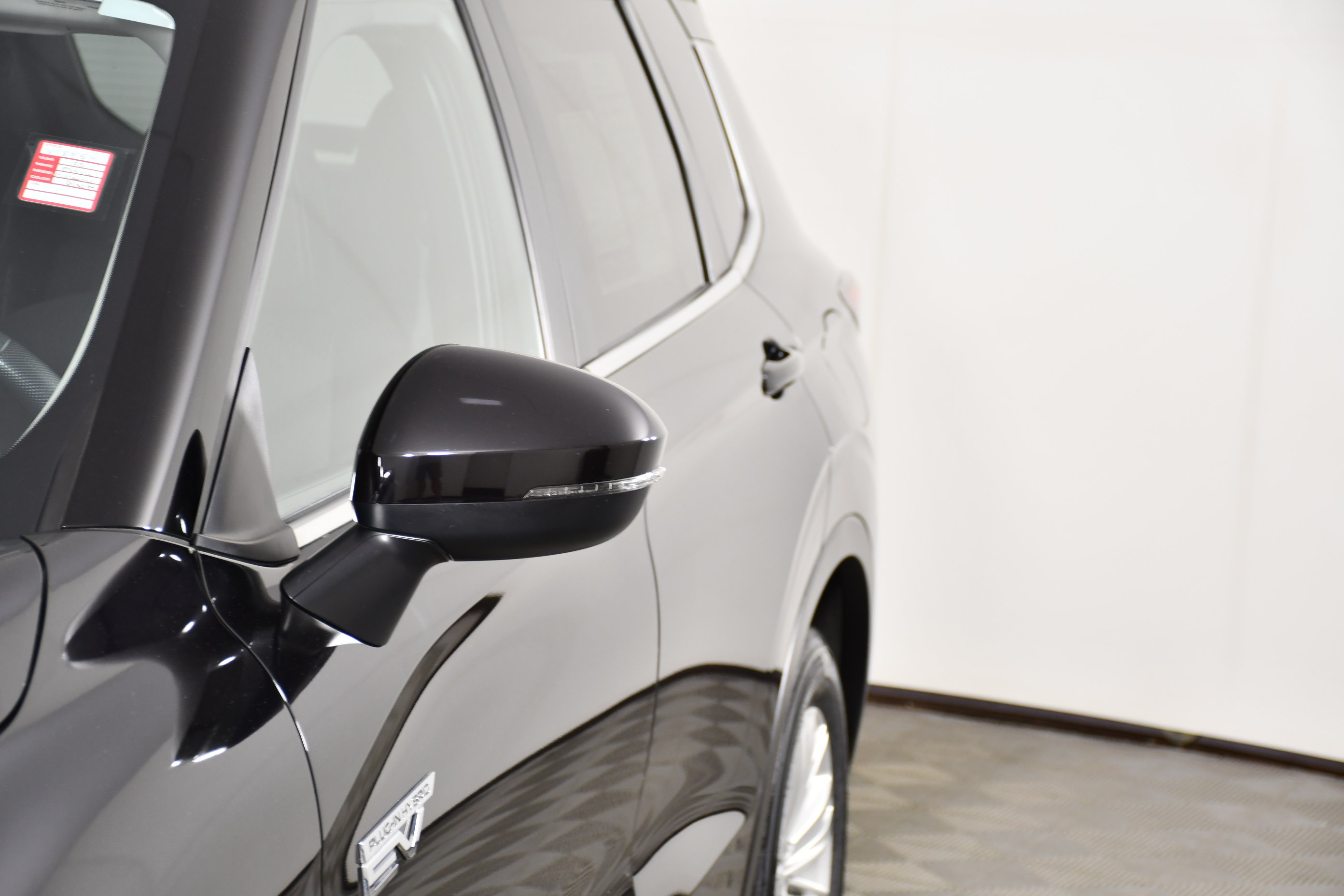Used 2025 Mitsubishi Outlander ES AWD/4WD image 13