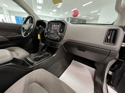 Used 2020 Chevrolet Colorado W/T w/ Custom Special Edition image 30