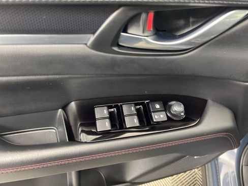 Used 2025 MAZDA CX-5 Carbon Edition image 13