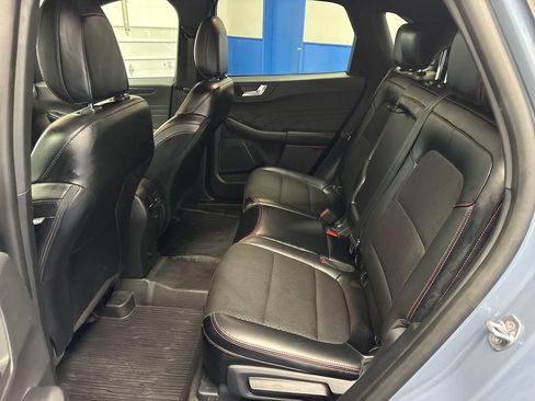 Certified 2025 Ford Escape ST-Line Select AWD/4WD image 26