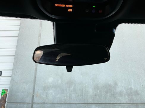 Used 2025 Buick Envista Preferred image 17