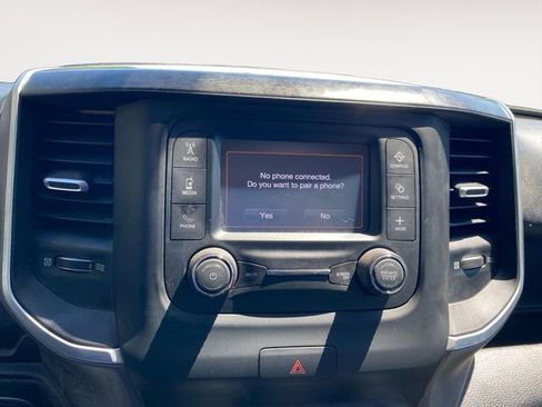 Used 2020 RAM 1500 Big Horn AWD/4WD image 24