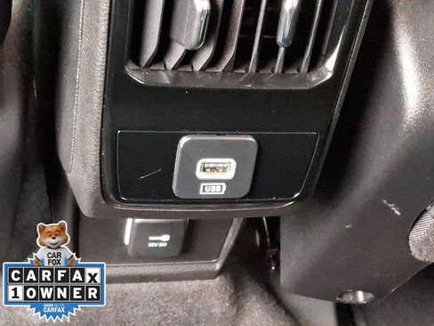 Used 2022 Jeep Compass Limited image 11