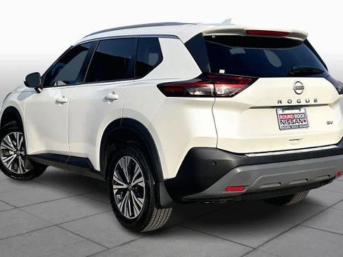 Certified 2022 Nissan Rogue SV w/ SV Premium Package image 11