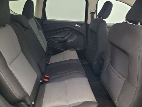 Used 2019 Ford Escape SE image 19