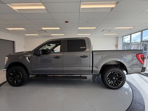 Used 2021 Ford F150 XLT image 4