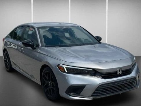 Used 2024 Honda Civic Sport image 2