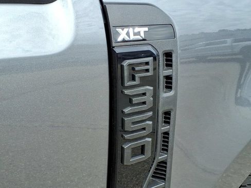 New 2026 Ford F350 XLT w/ XLT Premium Package AWD/4WD image 12