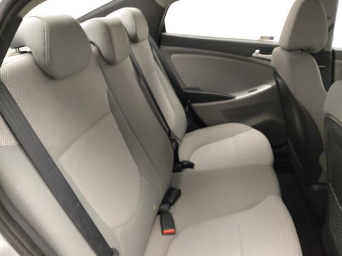 Used 2014 Hyundai Accent GLS image 19