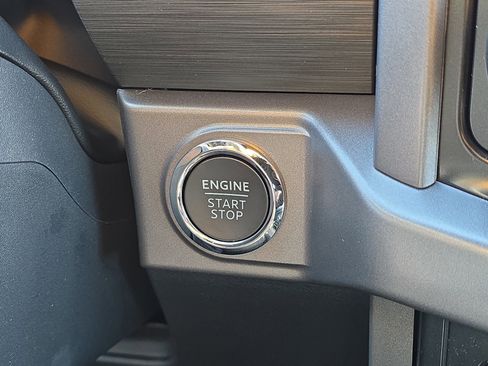 New 2026 Ford F150 XLT w/ Equipment Group 302A MID AWD/4WD image 19