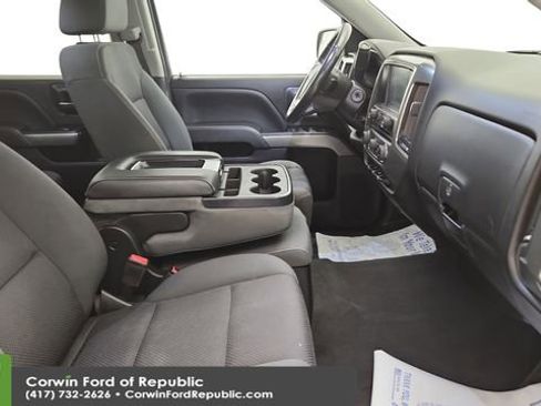 Used 2018 Chevrolet Silverado 1500 LT w/ All Star Edition image 22