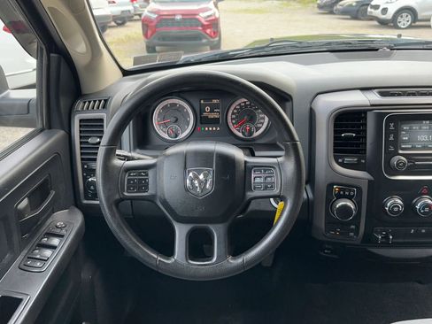 Used 2016 RAM 1500 Express w/ Popular Equipment Group AWD/4WD image 10