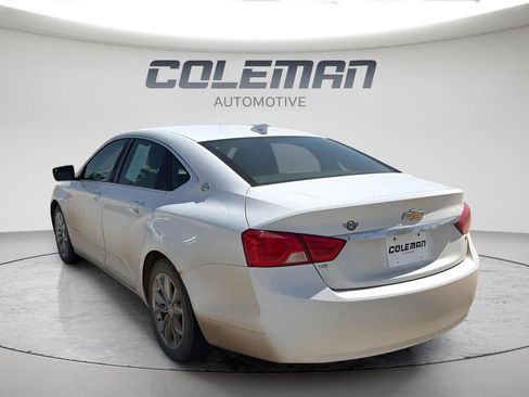 Used 2016 Chevrolet Impala LT FWD image 3