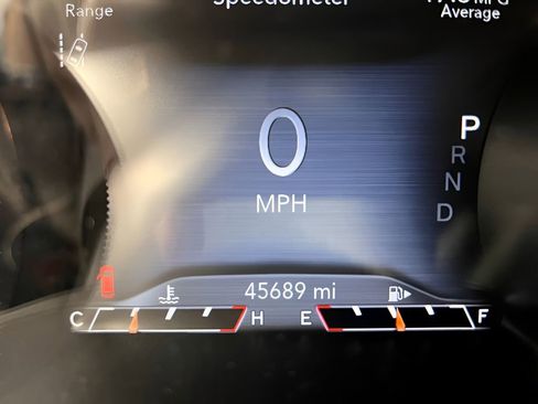 Used 2021 Jeep Cherokee Trailhawk AWD/4WD image 16