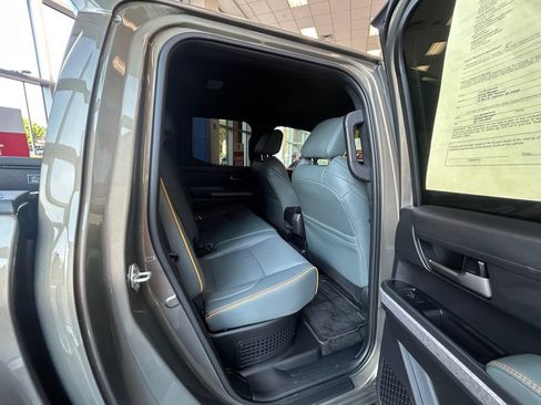 Used 2025 Toyota Tacoma 4x4 Double Cab Hybrid image 18