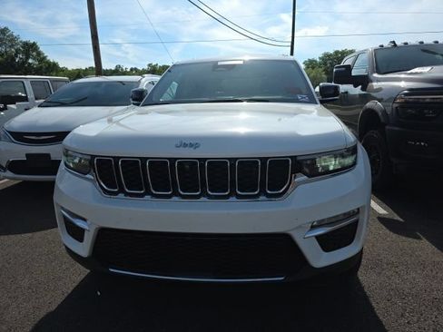 Used 2024 Jeep Grand Cherokee Limited 4xe w/ Luxury Tech Group II AWD/4WD image 2