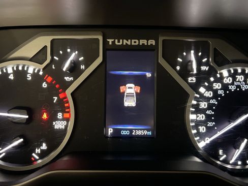 Used 2024 Toyota Tundra SR image 31