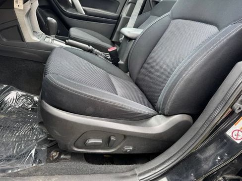 Used 2016 Subaru Forester 2.5i Premium w/ All-Weather Package AWD/4WD image 6