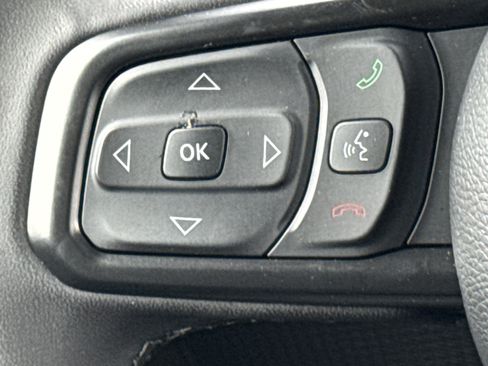 Used 2025 Jeep Wrangler Unlimited Rubicon w/ Safety Group image 18