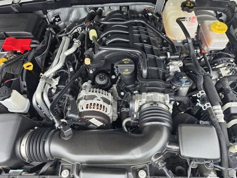 Used 2024 Jeep Wrangler Sahara AWD/4WD image 27