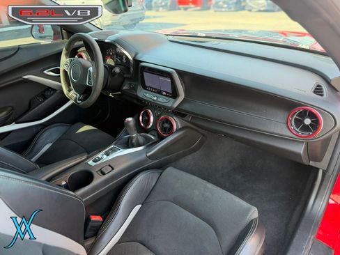 Used 2019 Chevrolet Camaro SS RWD image 16