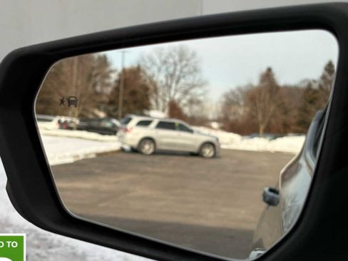 Used 2021 GMC Terrain SLE w/ Driver Convenience Package image 12