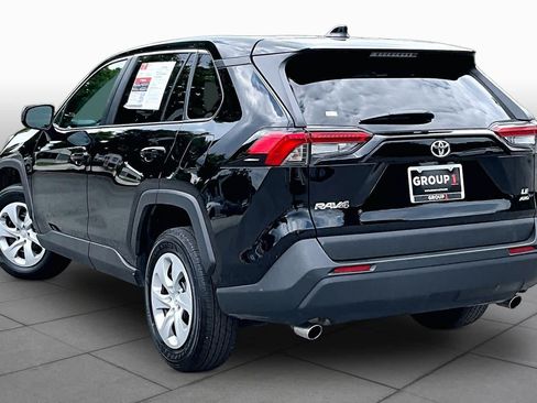 Used 2025 Toyota RAV4 LE AWD/4WD image 12