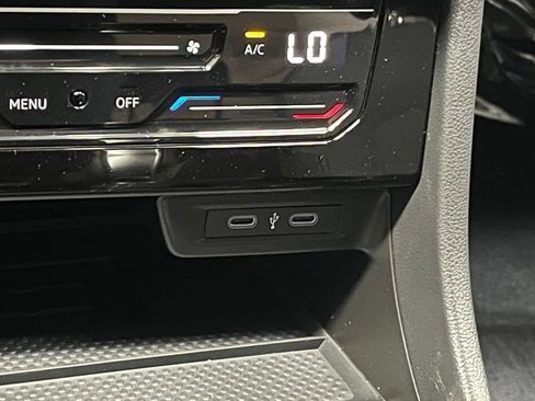 New 2026 Volkswagen Jetta SE FWD image 13