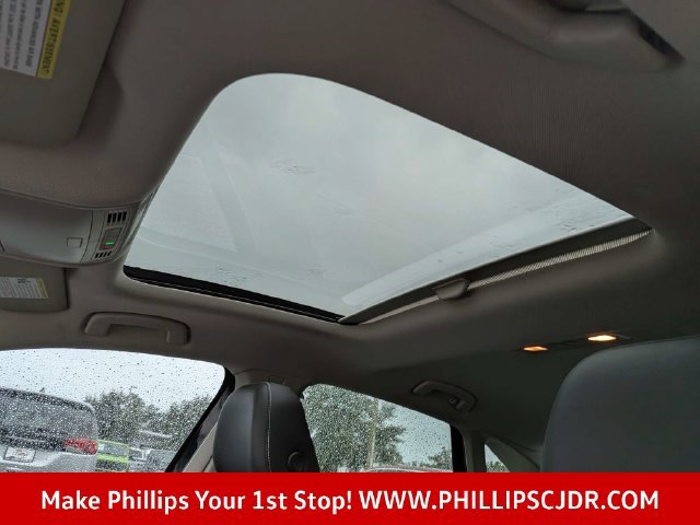 Used 2023 Volkswagen Jetta SE FWD image 18